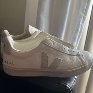 VEJA CAMPO LEATHER SNEAKERS - White (US 9: EU 40)